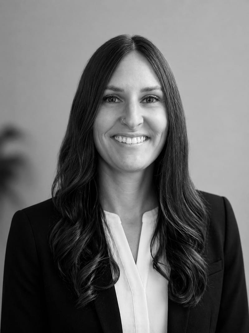 Mindi, Senior Graphic Designer